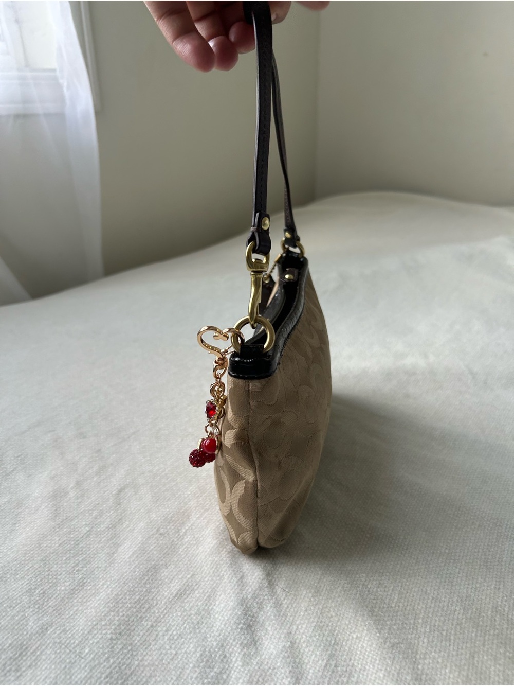 SOLD🍒 - Picture 4 of 6